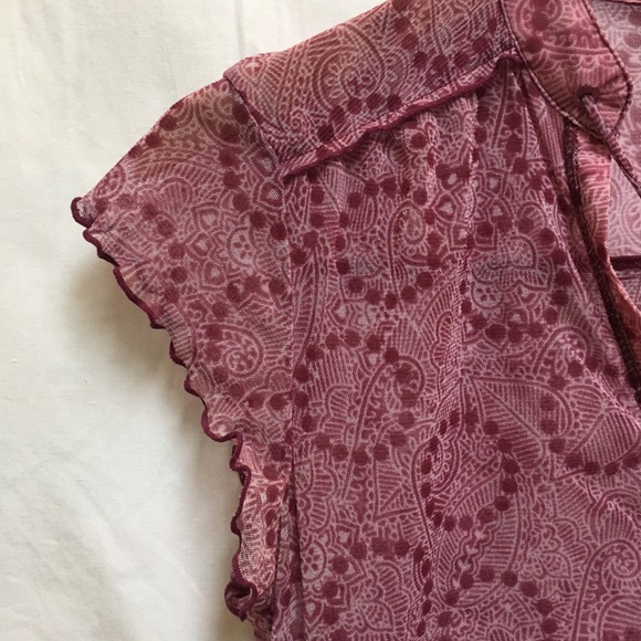 MEXX sheer capped sleeve top - Picture 3 of 9